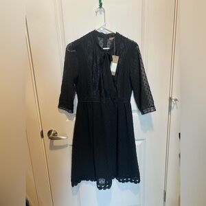 Elegant Black Mid Sleeve Dress